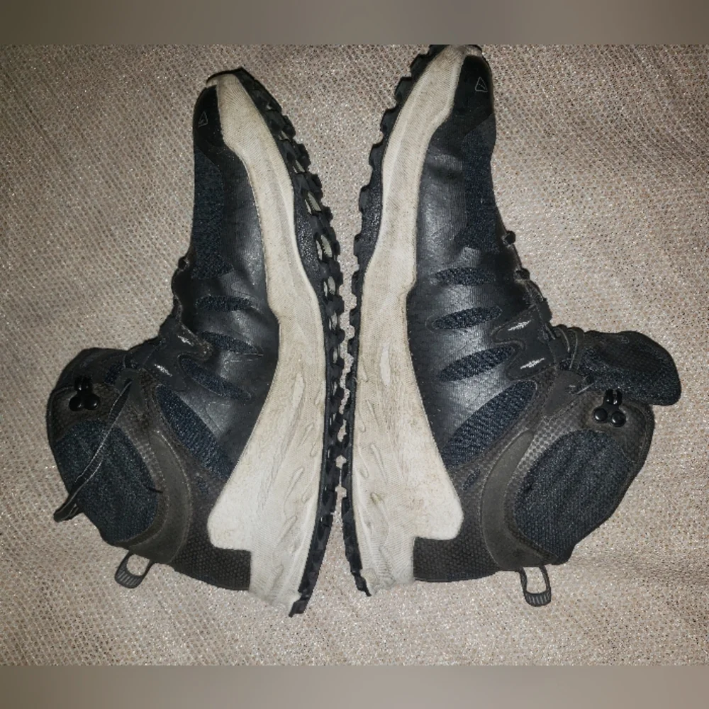 Size 11 KEEN Men's Zionic Mid Height Waterproof All Terrain Hiking Boots
